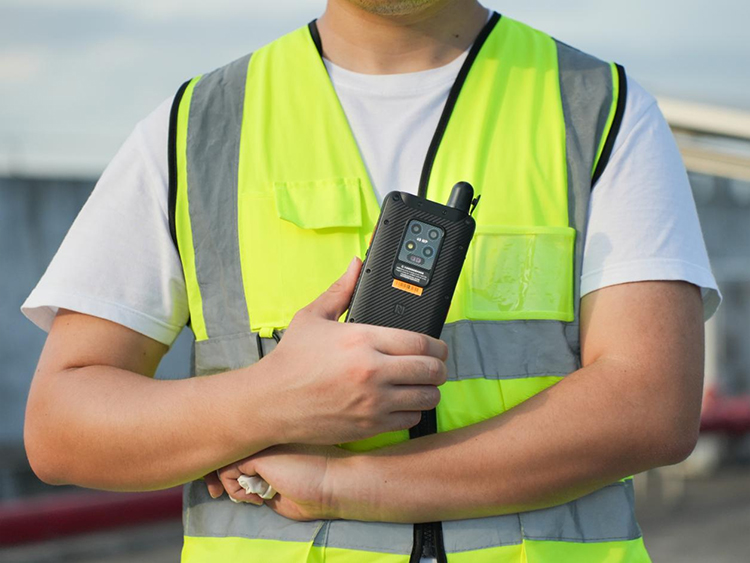 AORO M7智能三防手机